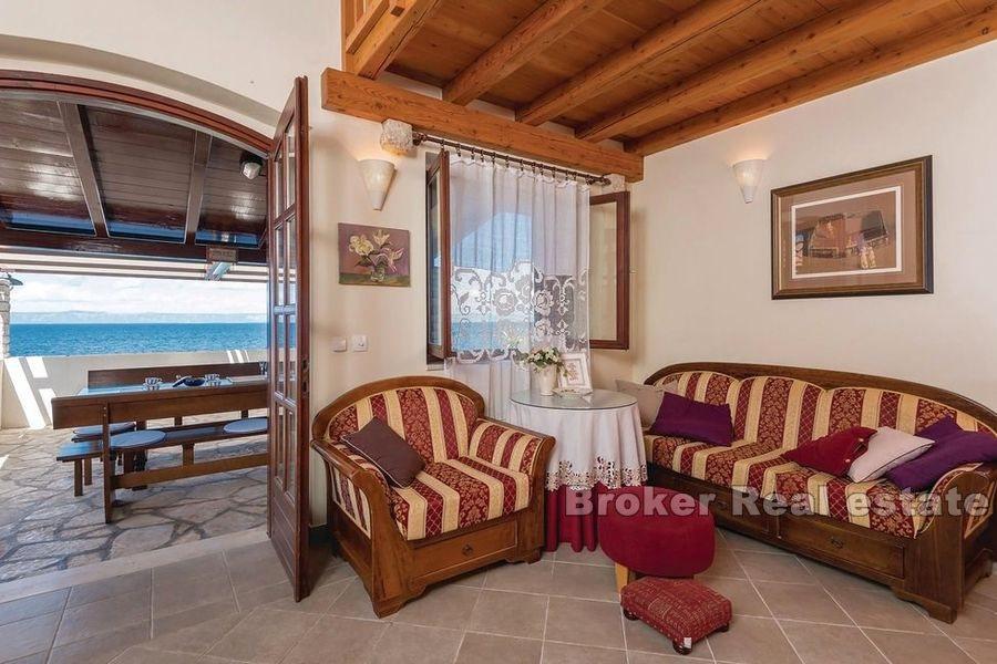 Øya Korcula, unik stein villa første rad til sjøen