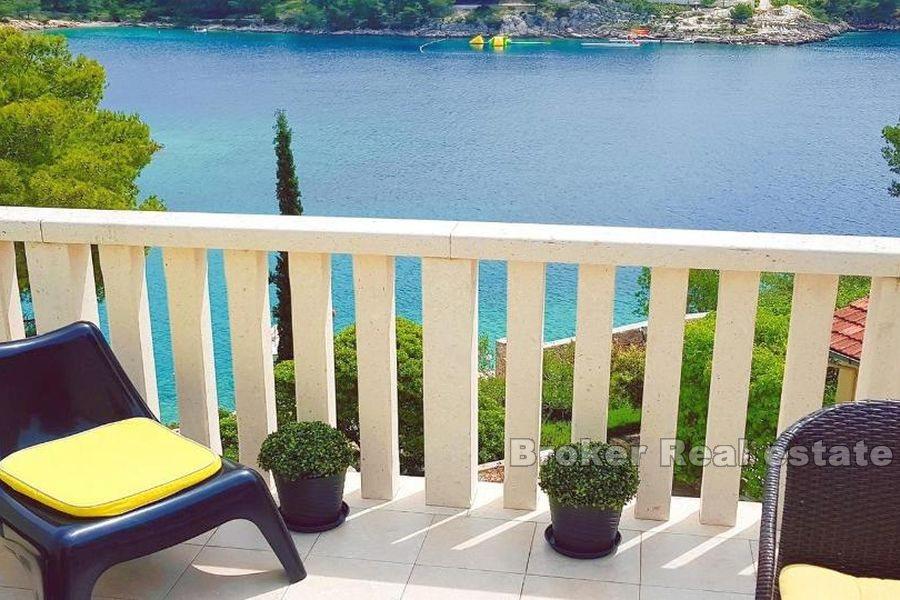 Wyspa Brac, nowo wybudowany dom apartamentowy