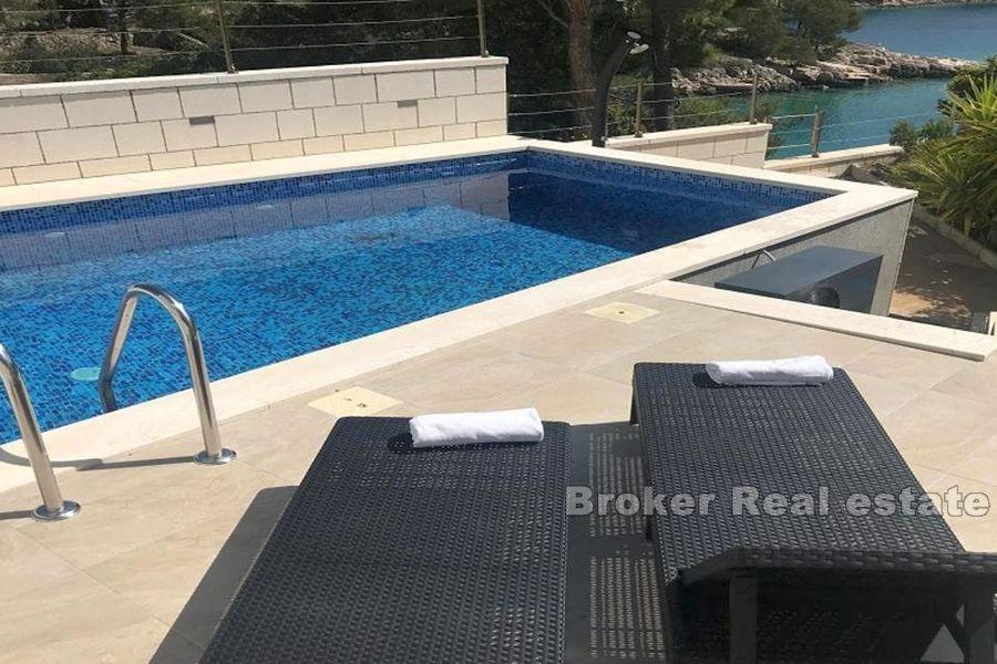 Wyspa Brac, nowo wybudowany dom apartamentowy