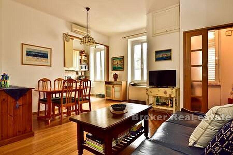 Dubrovnik, charming three bedroom apartment
