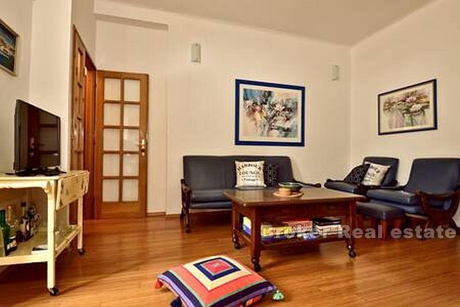 Dubrovnik, charming three bedroom apartment
