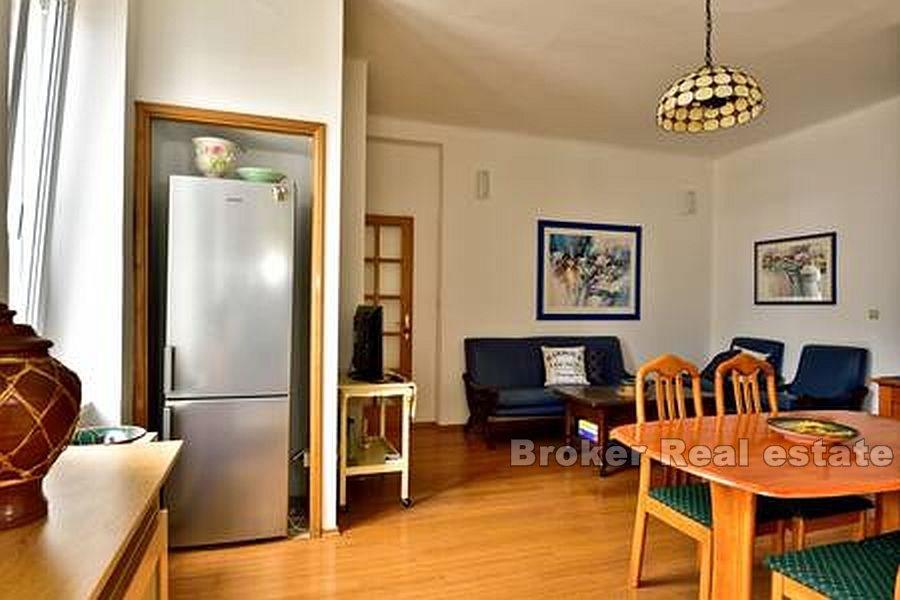 Dubrovnik, charming three bedroom apartment