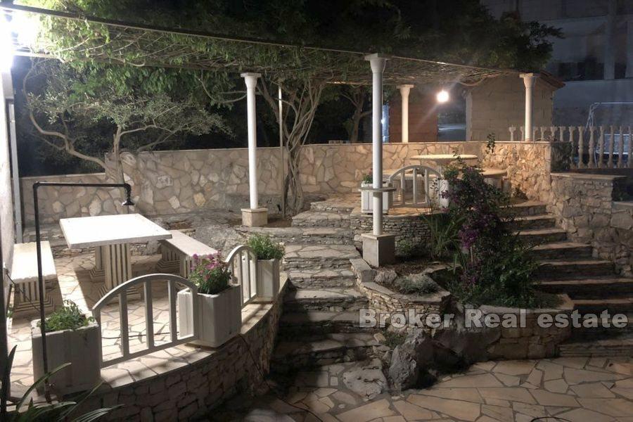 Island of Brac, detached house with 5 apartments