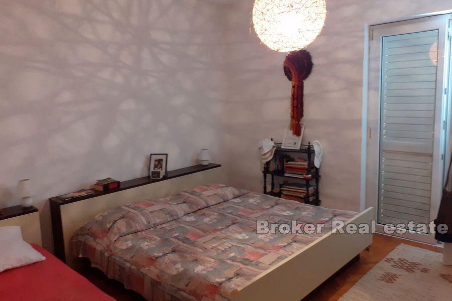 Vicino a Omis, casa con vista sul mare aperto