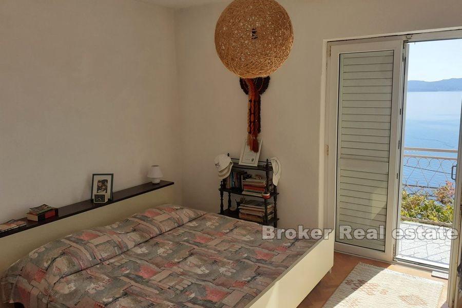 Vicino a Omis, casa con vista sul mare aperto