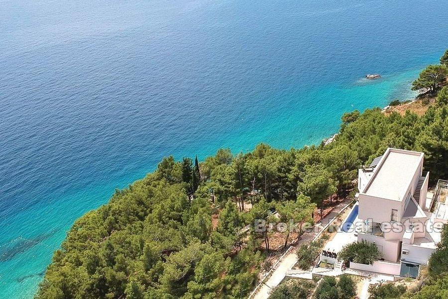 Near Omis, newly built villa first row to the sea