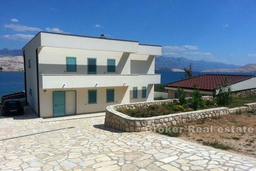 Île de Pag, villa de conception moderne, première rangée de la mer