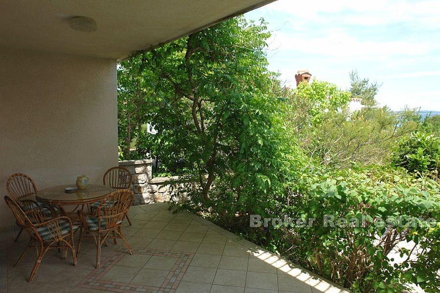 Wyspa Murter, dom rodzinny z widokiem na morze