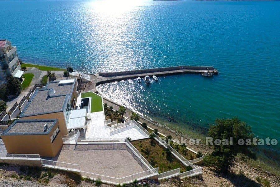 Lyxvilla, vid havet