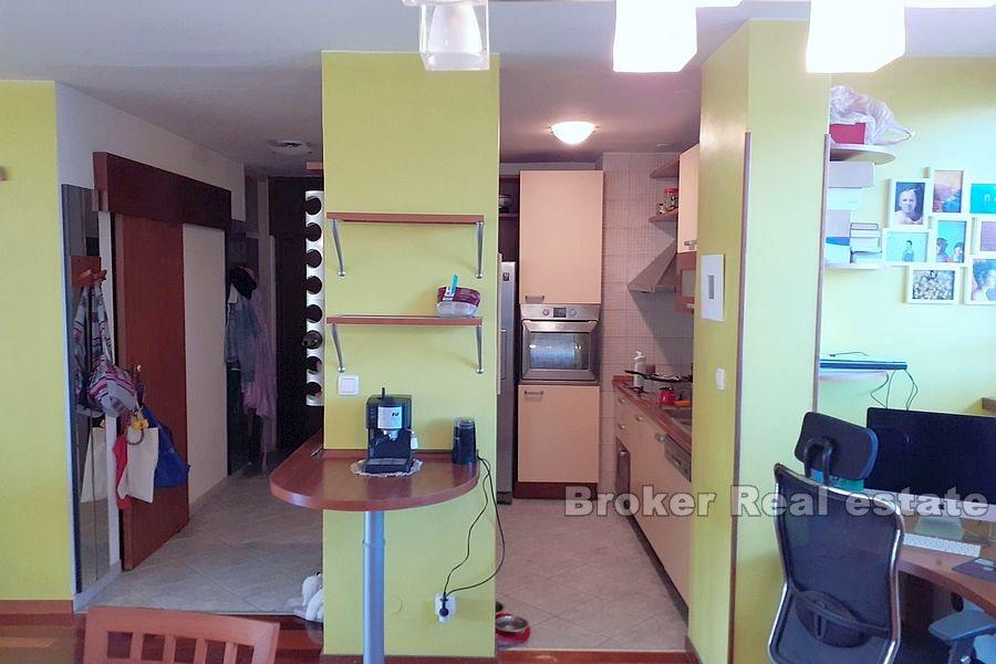 Split, Pujanke, komfortní třípokojový byt 99m2