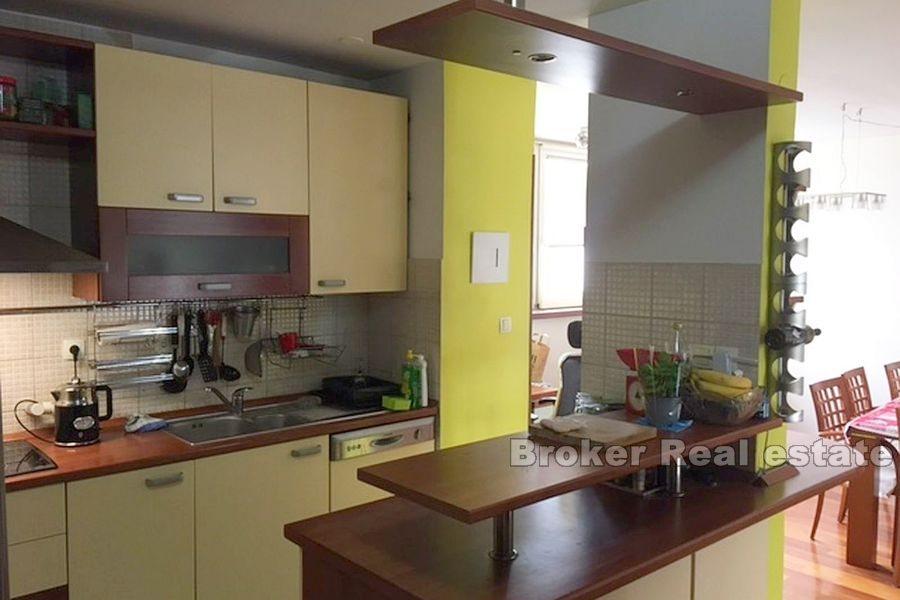 Split, Pujanke, komfortní třípokojový byt 99m2