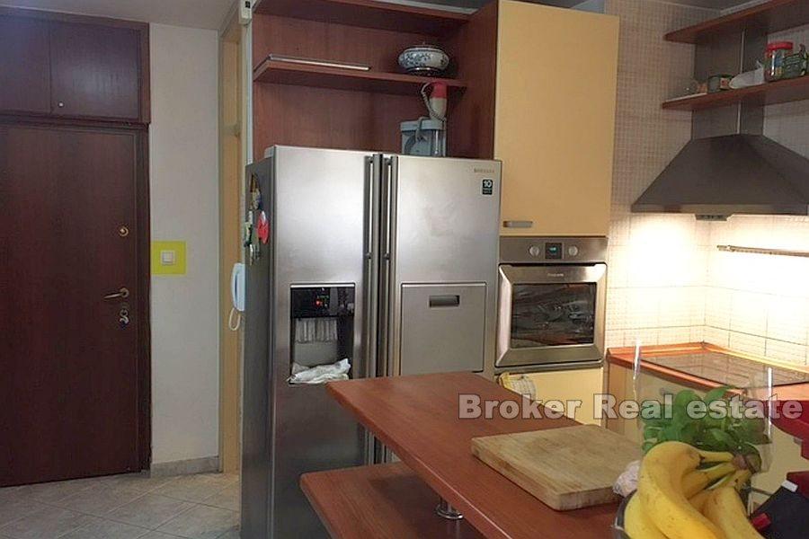 Split, Pujanke, komfortní třípokojový byt 99m2