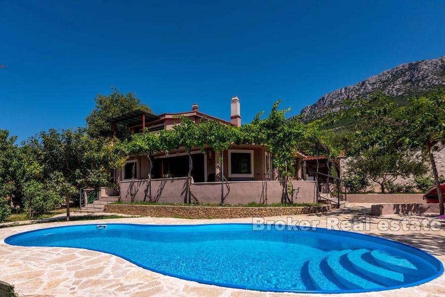 Kastela - Vila s panoramatickým výhledem na moře a ostrovy