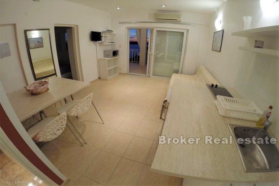 Primosten, apartment villa with sea view