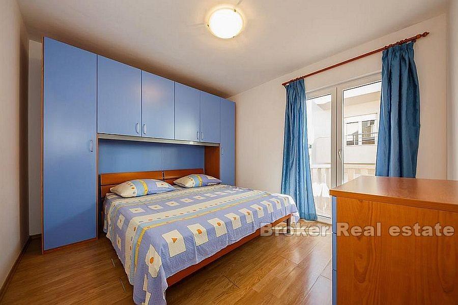 Rogoznica - Apartmánový dom v blízkosti mora