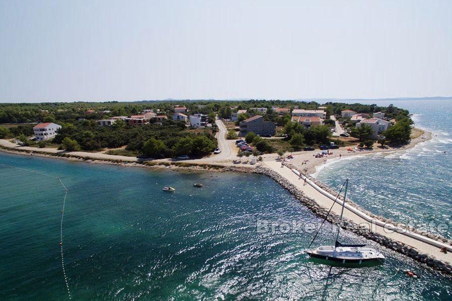 Zadar - Stavebný pozemok v prvom rade od mora