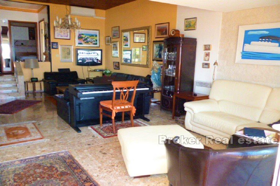 Wyspa Pag - Dom w pierwszym rzędzie do morza