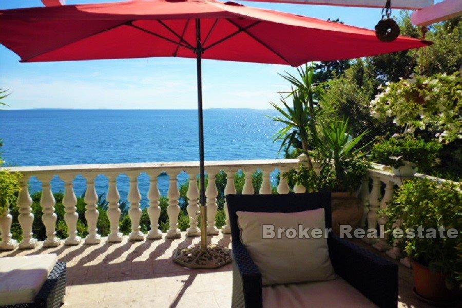 Wyspa Pag - Dom w pierwszym rzędzie do morza