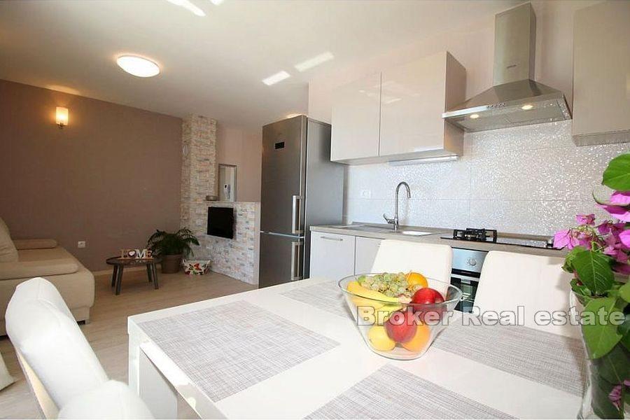 Rogoznica, hus ved sjøen