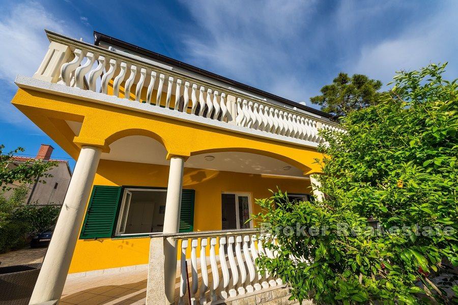 Zadar - Charmante maison au premier rang de la mer