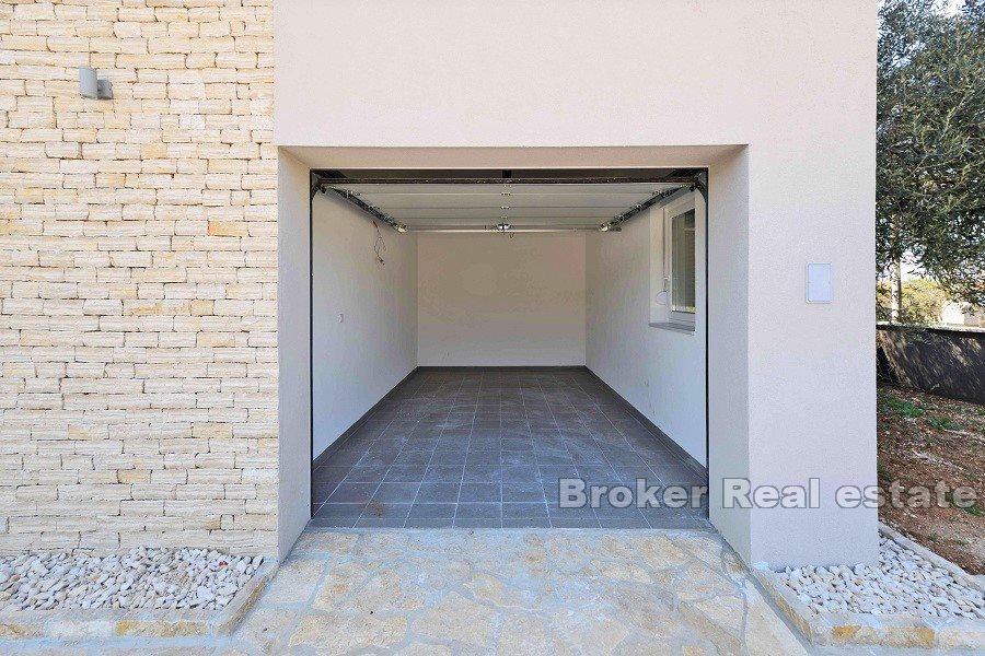 Blisko Zadaru - Nowo wybudowany apartamentowiec z widokiem na morze