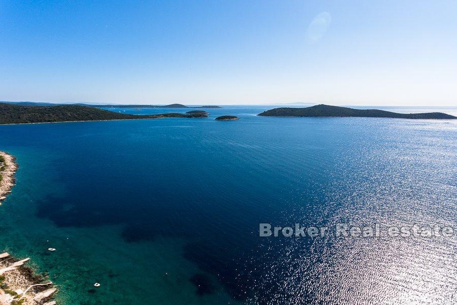 Rogoznica - Propriété unique au premier rang de la mer