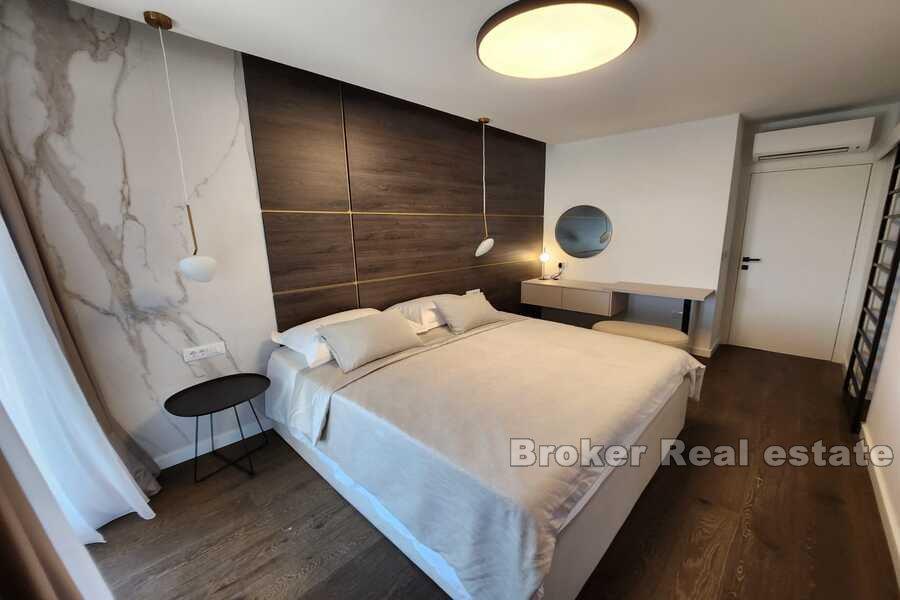 Kastela - Newly built villa with pool and sea view