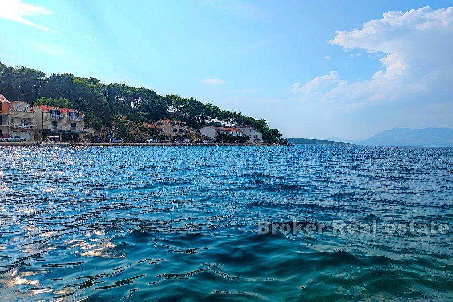 Brač - Apartmán první řada k moři