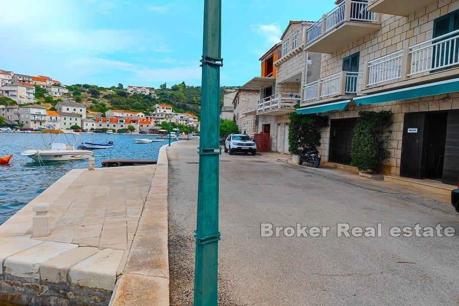 Brac - Lägenhet första raden till havet