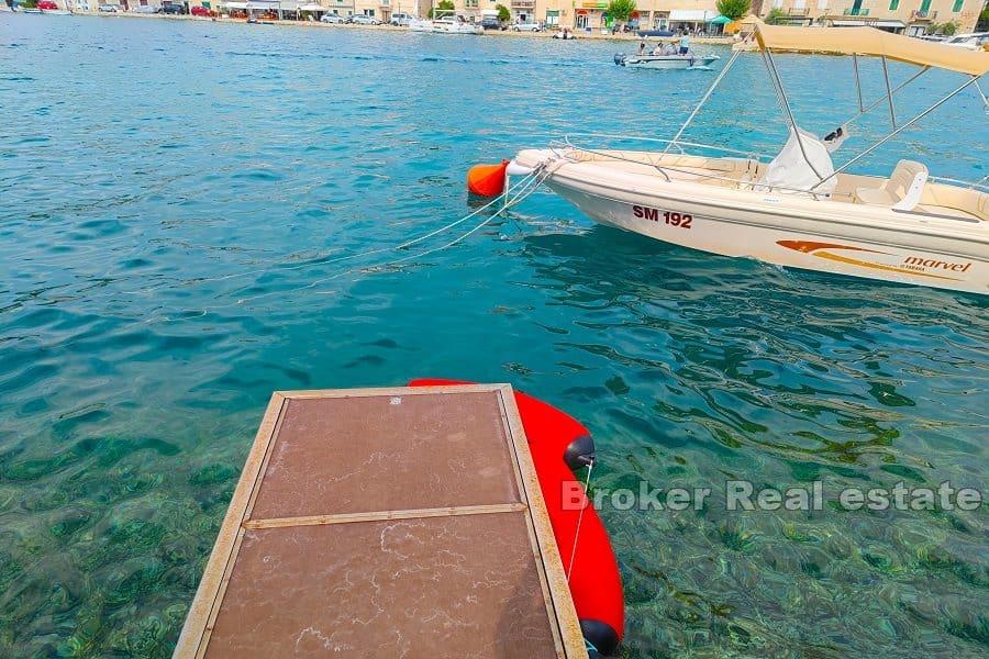 Brac - Lägenhet första raden till havet