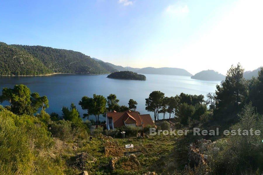 Lastovo - Building land near the sea
