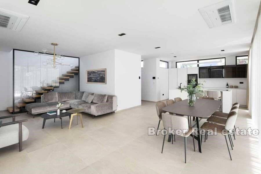 Zadar - Villa med moderne arkitektur med basseng og utsikt