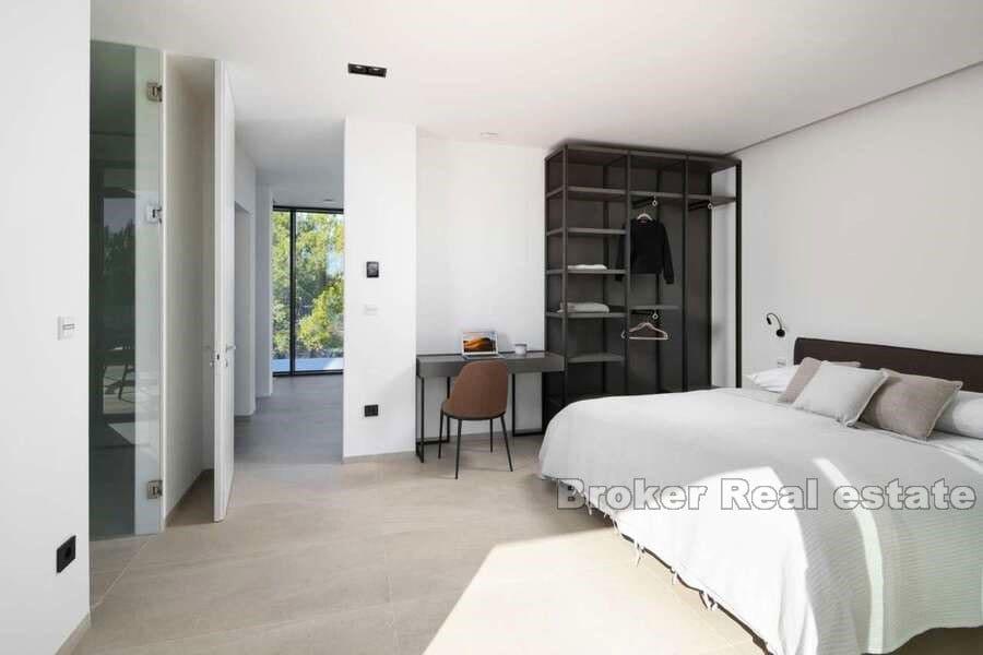 Задар - Вилла современной архитектуры с бассейном и видом