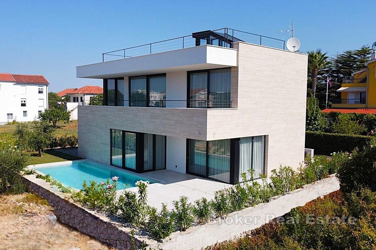 Zadar - Villa neuve avec piscine et vue mer