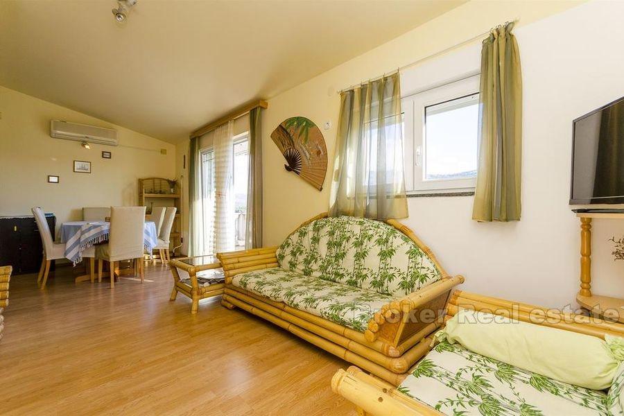 Rogoznica Bereich, Wohnung, erste Reihe zum Meer, Meerblick