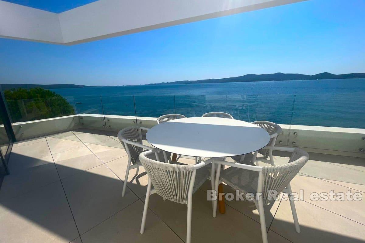 Zadar - Prostorný apartmán u moře a pláže