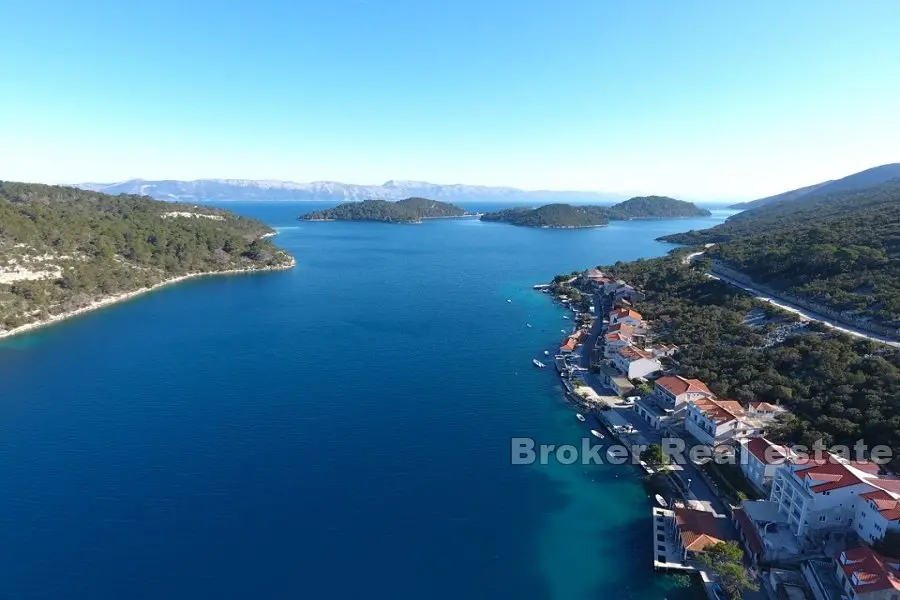 Ostrov Mljet - Dom v prvom rade pri mori