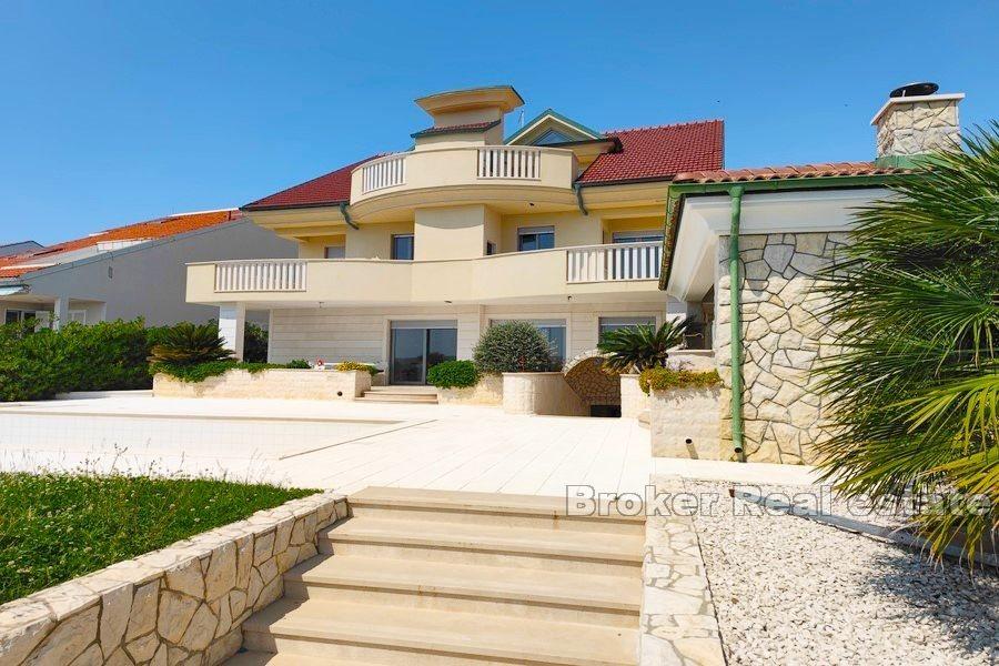 Island of Pag - Apartment by the sea and the beach