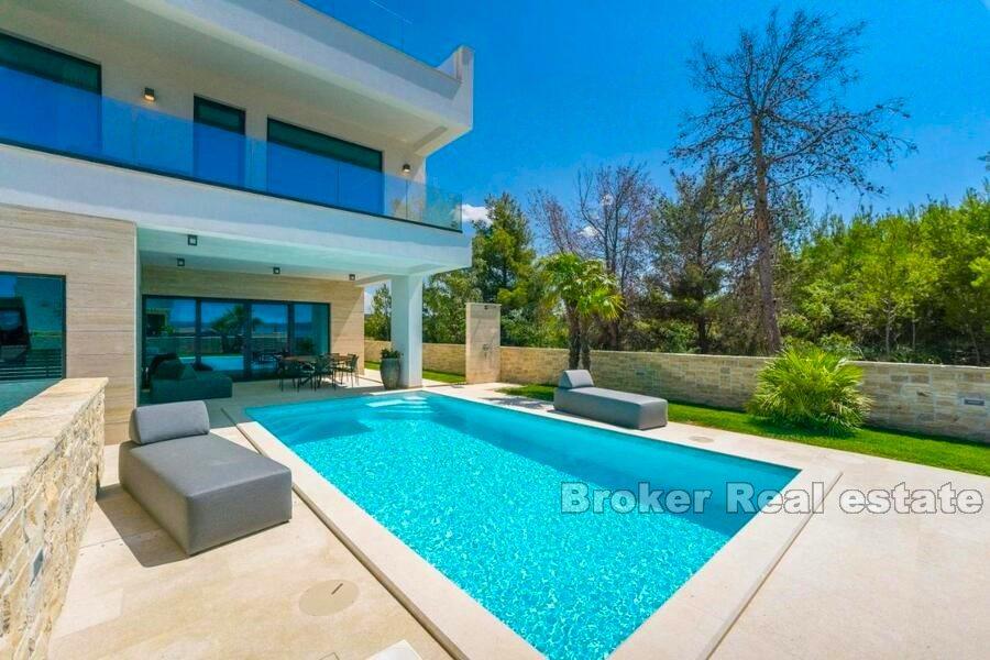 Zadar - Nowa willa z widokiem na morze w pobliżu plaży