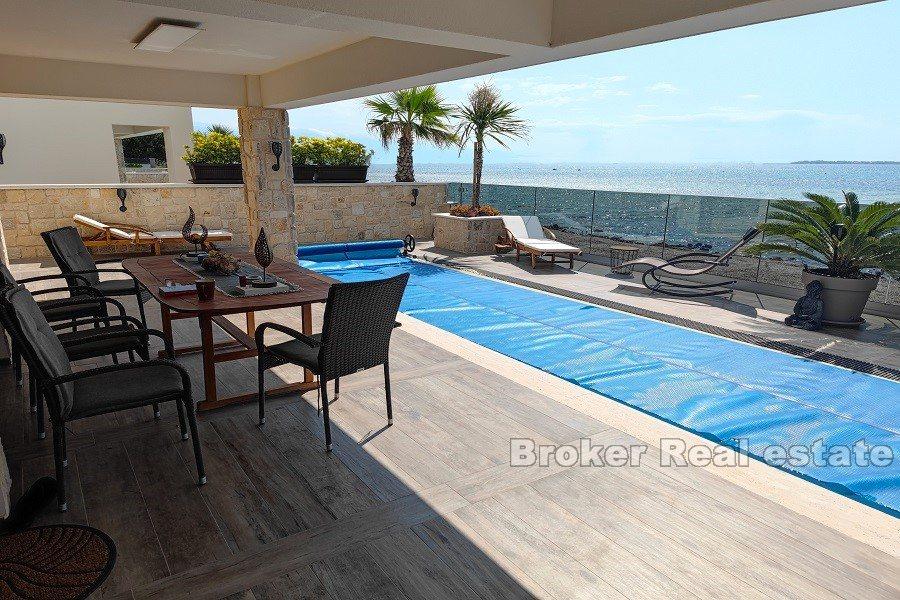 Zadar - Nowa willa, pierwszy rząd do morza i plaży