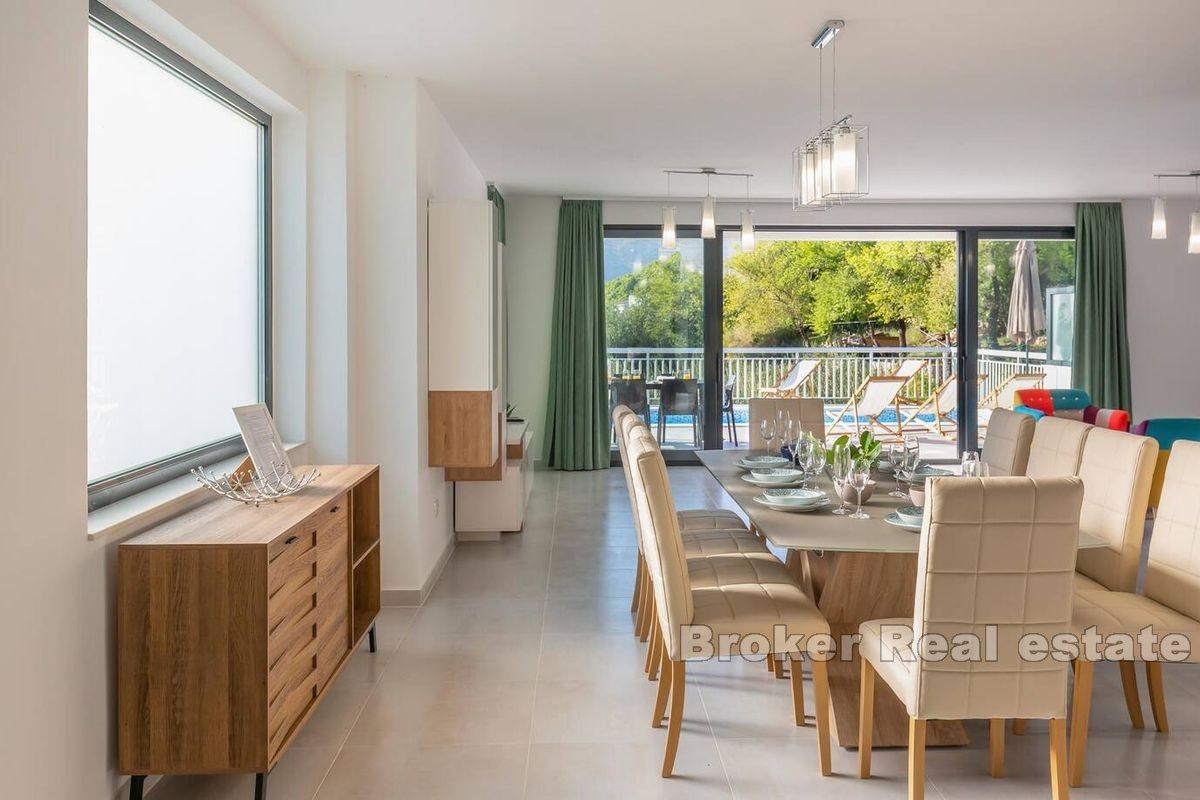 Makarska - Villa med utsikt over havet og fjellene