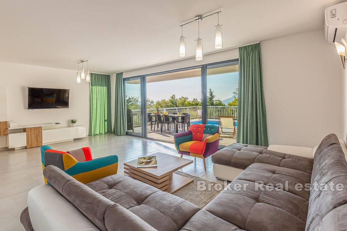 Makarska - Villa med utsikt over havet og fjellene