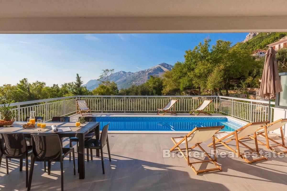 Makarska - Villa med utsikt over havet og fjellene