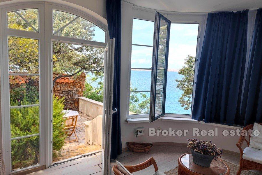 Zadar - Maison au premier rang en bord de mer