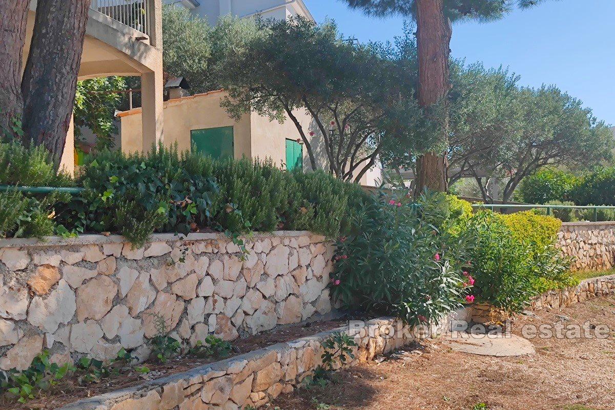 Primošten - Haus am Meer und Strand