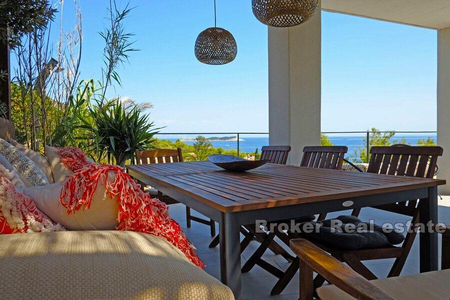 Insel Vis - Villa mit Pool