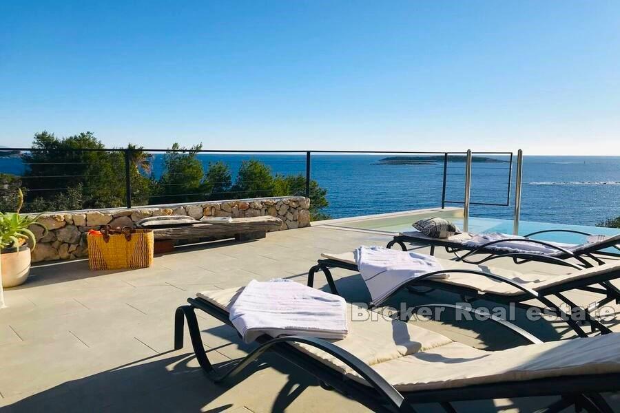 Insel Vis - Villa mit Pool