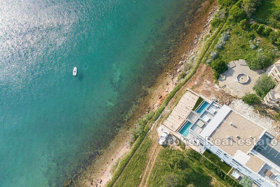 Île de Pag - Appartement avec piscine, première rangée de la mer
