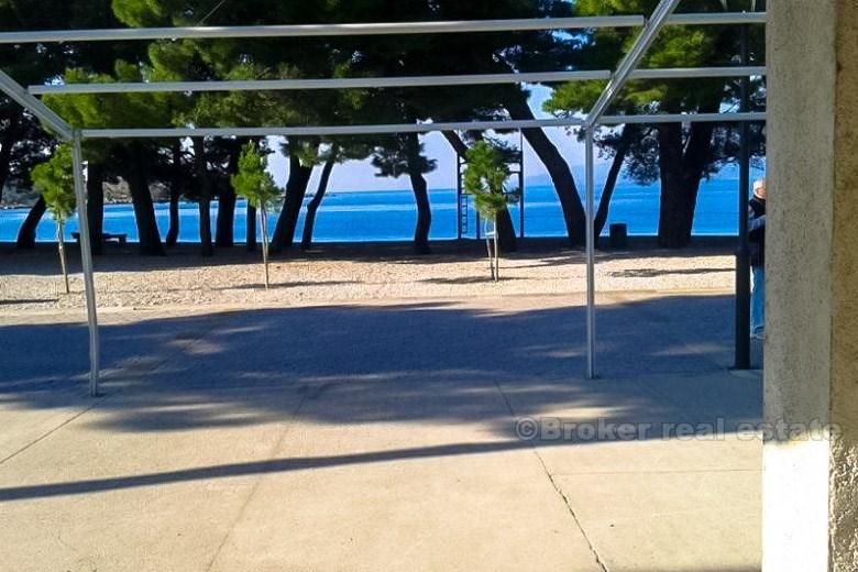 Makarska, restauracja nad morzem