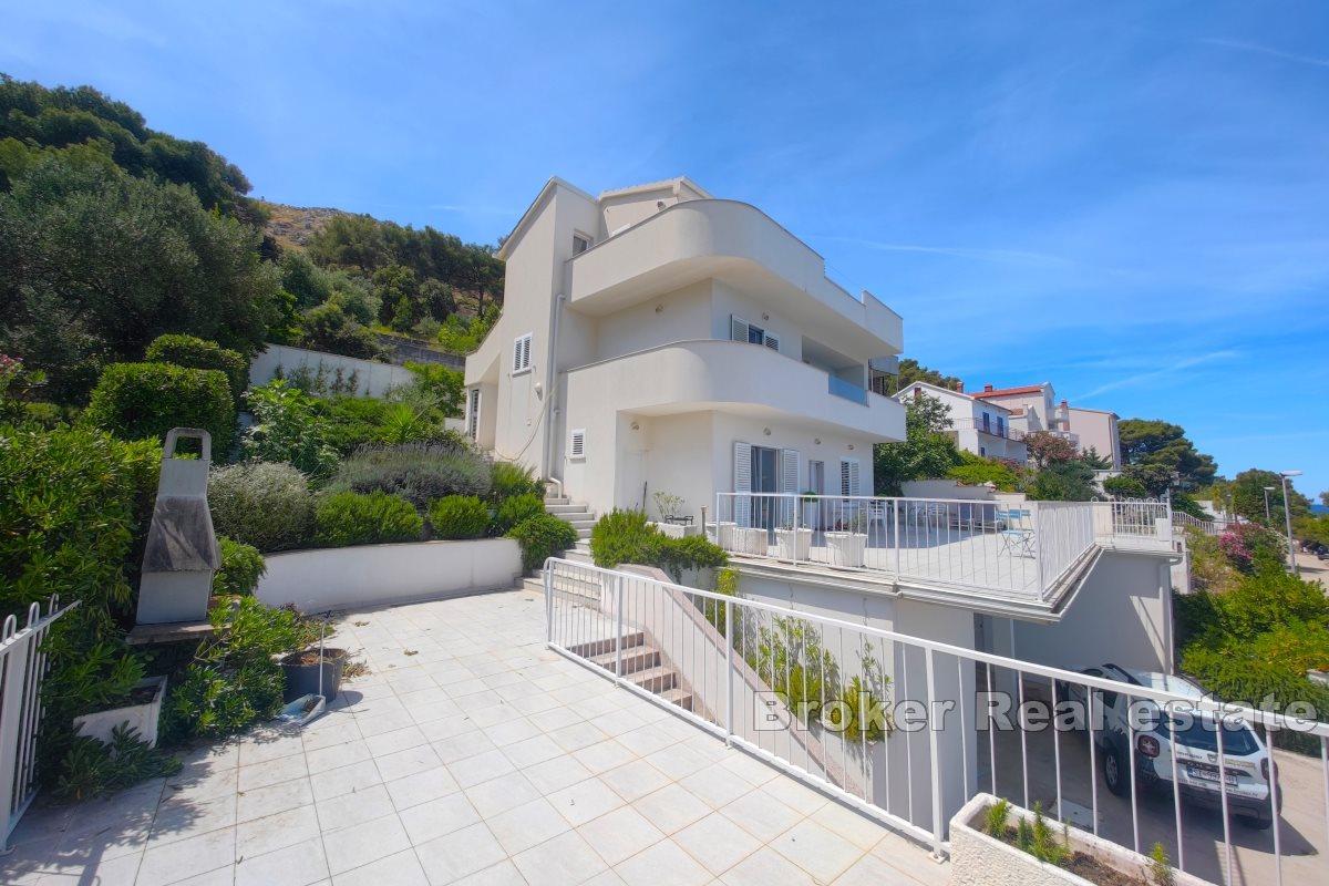 Primošten - dom pri mori a pláži